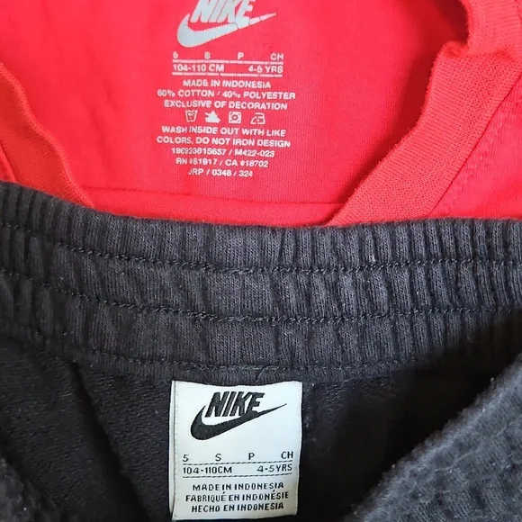 Nike Long Sleeved Shirt and Joggers Set. EUC. - Picture 2 of 6